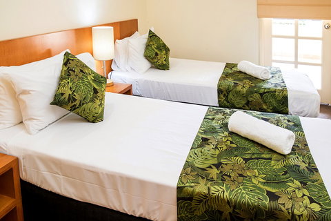 The Lakes Cairns Resort - Accommodation Cooktown 8