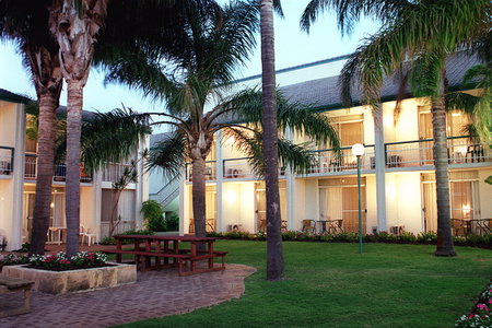 Mandurah Gates Resort - Accommodation Cooktown 0