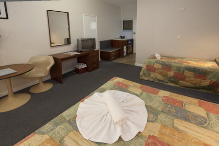 Amity Motor Inn - Accommodation Cooktown 2