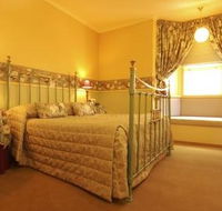 The Russell Hotel - Accommodation Cooktown