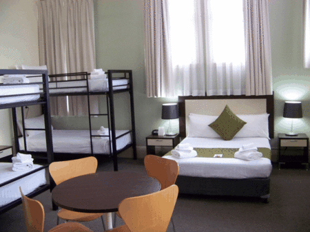 Aarons Hotel - Accommodation Cooktown 4