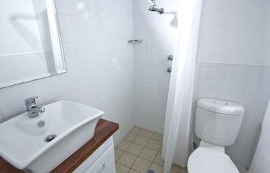 City Crown Lodge - Accommodation Cooktown 4