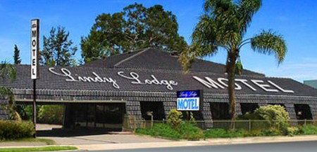Lindy Lodge Motel And Function Centre - Accommodation Cooktown 4