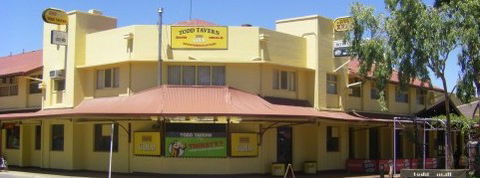 Todd Tavern - Accommodation Cooktown 0