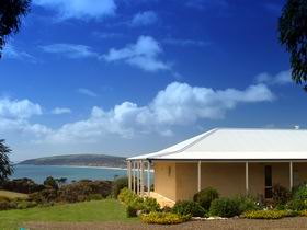 Seascape Lodge On Emu Bay - Accommodation Cooktown 0