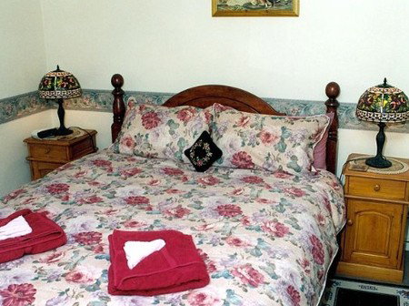 Clara's Cottage - Accommodation Cooktown 2