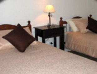 Ibis Apartments - Accommodation Cooktown 2