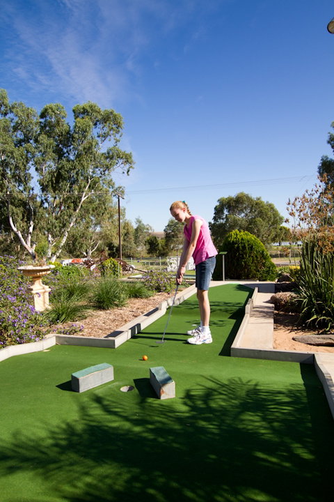 Avoca Dell Caravan Park - Accommodation Cooktown 2