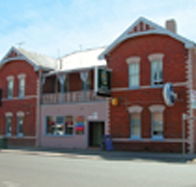 Mackey's Royal Hotel - Accommodation Cooktown