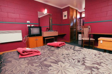 Queenstown Motor Lodge - Accommodation Cooktown 1