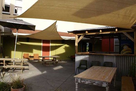 St Marys Hotel - Accommodation Cooktown 3