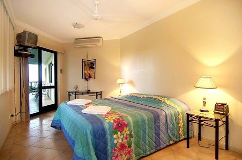 Mediterranean Beachfront Apartments - Accommodation Cooktown 3