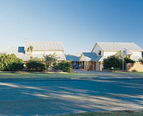 Browns Mountain NSW Accommodation Cooktown