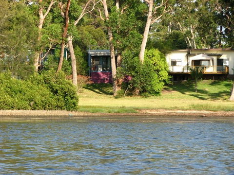 South Coast Holiday Cottages - Accommodation Cooktown 1