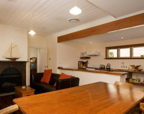 The Cottage - Berry - Accommodation Cooktown 3