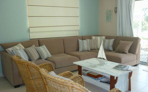 By The Bay - Accommodation Cooktown 5