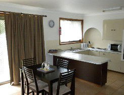 Aunty Mels Dog Friendly Holiday Cottage - Accommodation Cooktown 1