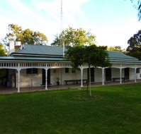Lake Victoria Station Lodge - Accommodation Cooktown