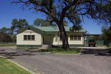 Lock 9 Lodge - Accommodation Cooktown 1