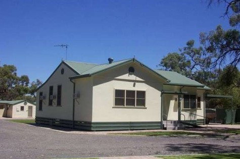 Lock 9 Lodge - Accommodation Cooktown 2
