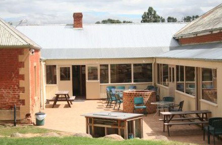 Buckleys Crossing Hotel - Accommodation Cooktown 2