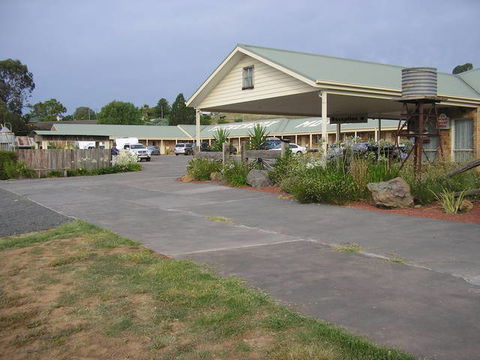Tuckerbox Motor Inn - Accommodation Cooktown 6