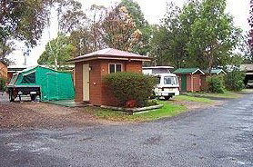 Armidale - Pembroke Tourist And Leisure Park - Accommodation Cooktown 2