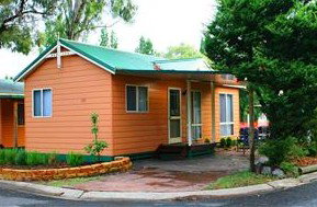Armidale - Pembroke Tourist And Leisure Park - Accommodation Cooktown 4