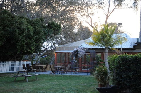 Artesian Spa Motel - Accommodation Cooktown 5