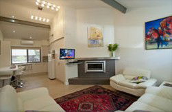 A Colourcity Apartments - Accommodation Cooktown 1