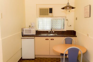 Motel Lodge - Accommodation Cooktown 4