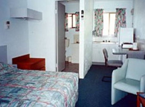 Kinka Palms Beachfront Apartments / Motel - Accommodation Cooktown 4