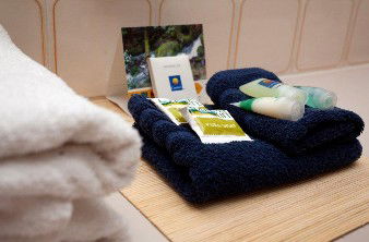 Blue Shades Motel - Accommodation Cooktown 0