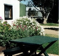 Dunalan Host Farm Cottage - Accommodation Cooktown