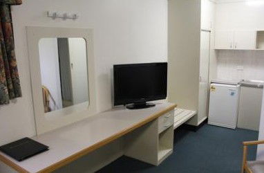 AZA Motel - Accommodation Cooktown 3