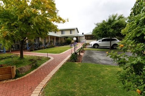 Park Avenue Holiday Units - Accommodation Cooktown 0