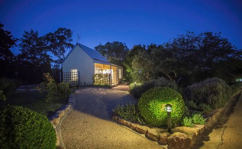 Vineyard Cottages And Cafe - Accommodation Cooktown 3