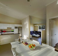 Middle Rock Holiday Resort - Accommodation Cooktown