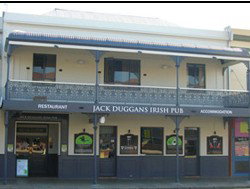 Jack Duggans Irish Pub - Accommodation Cooktown 4