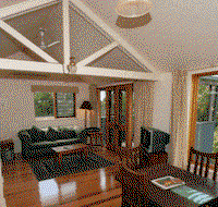 King Parrot Holiday Cottages