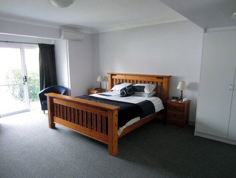 Moore Park Inn - Accommodation Cooktown 2