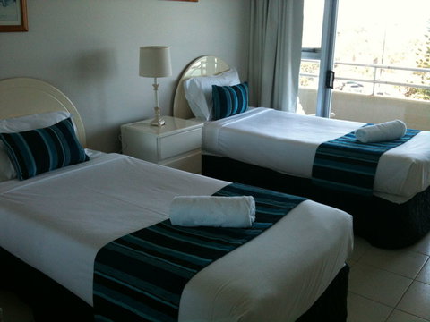 Zenith Apartments - Accommodation Cooktown 6