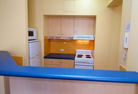 Aruba Surf Resort - Accommodation Cooktown 1