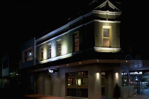 Crocodile Farm Hotel - Accommodation Cooktown 0