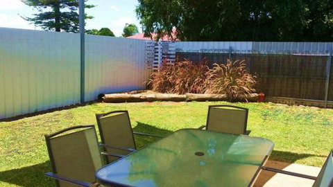 Jackaroo Apartments - Accommodation Cooktown 3