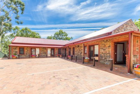 JV Jones Pty Ltd - Accommodation Cooktown 0