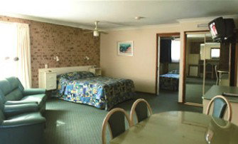 Cardiff Motor Inn - Accommodation Cooktown 2