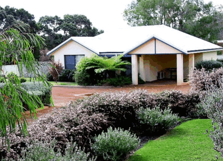 Bayside Villas - Accommodation Cooktown 3