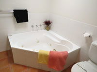 Crown Apartments Merimbula - Accommodation Cooktown 5
