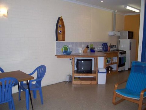 Windsurfer Beach Chalets - Accommodation Cooktown 1